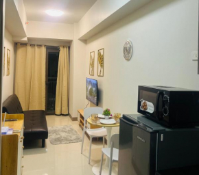 Aleah Suite near Mall of Asia